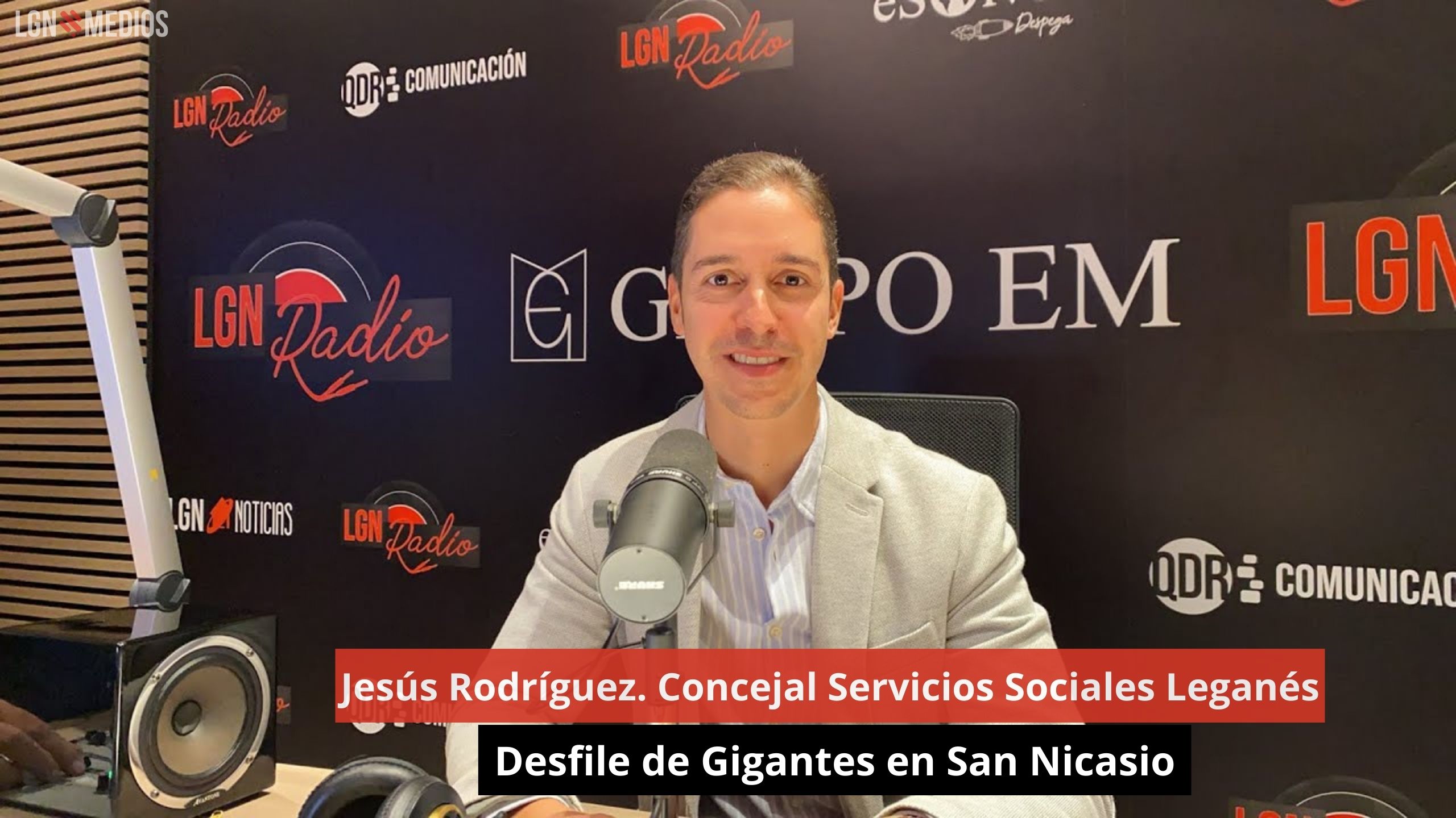 Jesús Rodríguez. Concejal Servicios Sociales Leganés. Desfile de Gigantes en San Nicasio