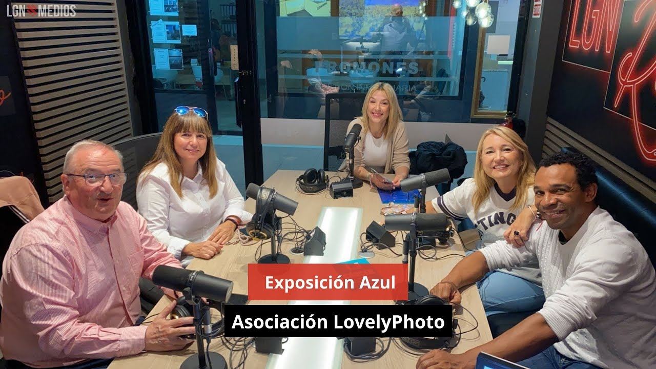 Asociación LovelyPhoto. Exposición Azul