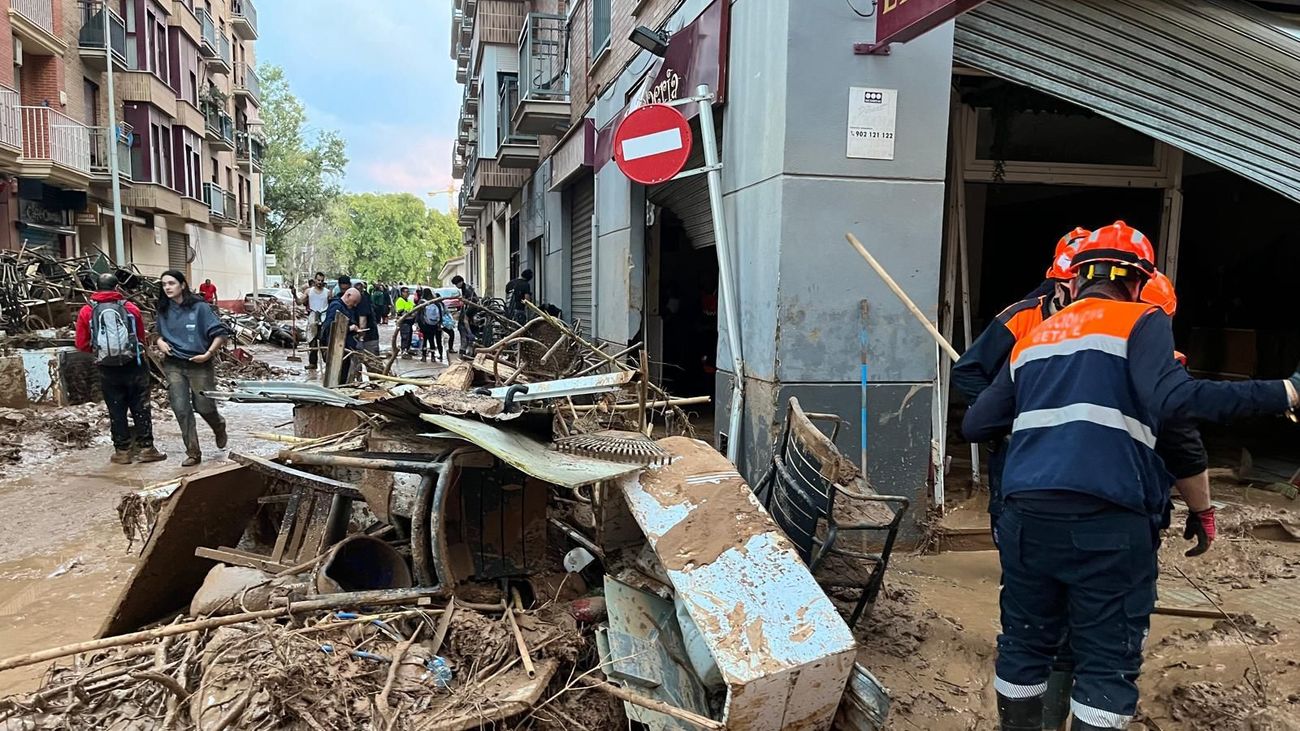 Policías locales de Madrid Sur se desplazan a Valencia para apoyar en seguridad tras la DANA