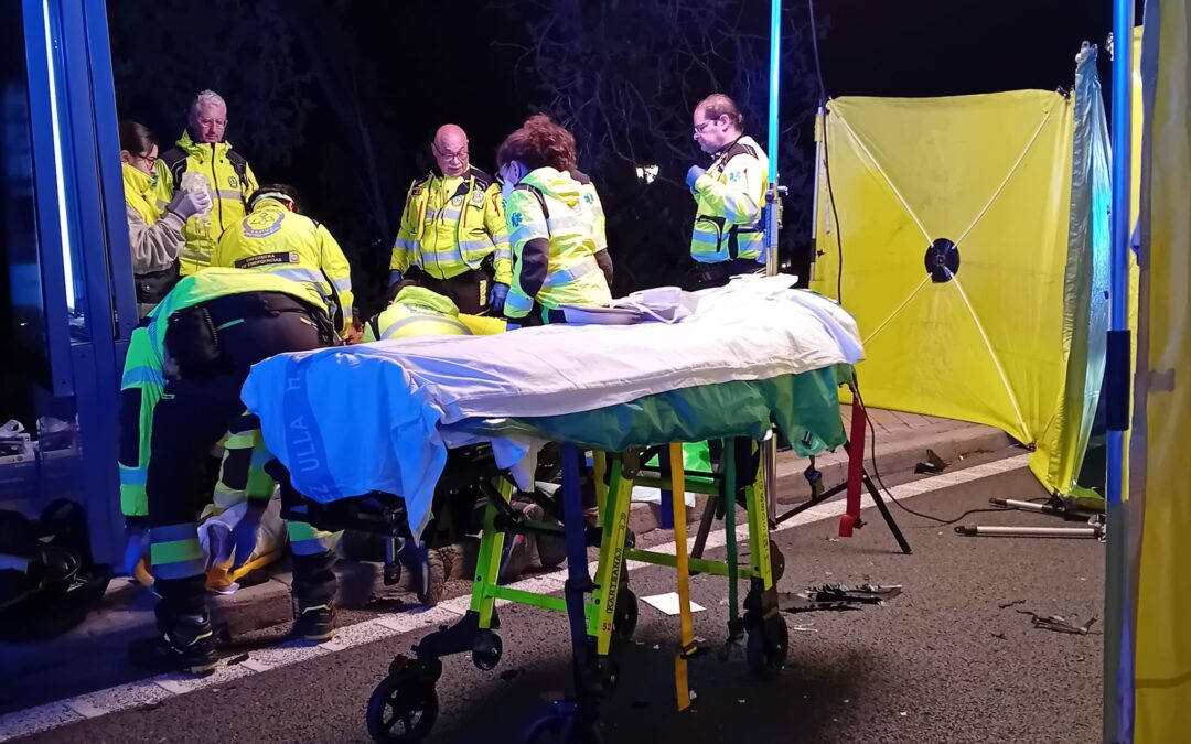 Motorista herido grave tras un accidente en Fuencarral