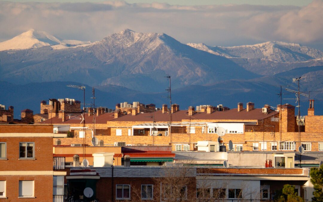 Suben las temperaturas en Madrid este jueves, con lluvias persistentes en la Sierra