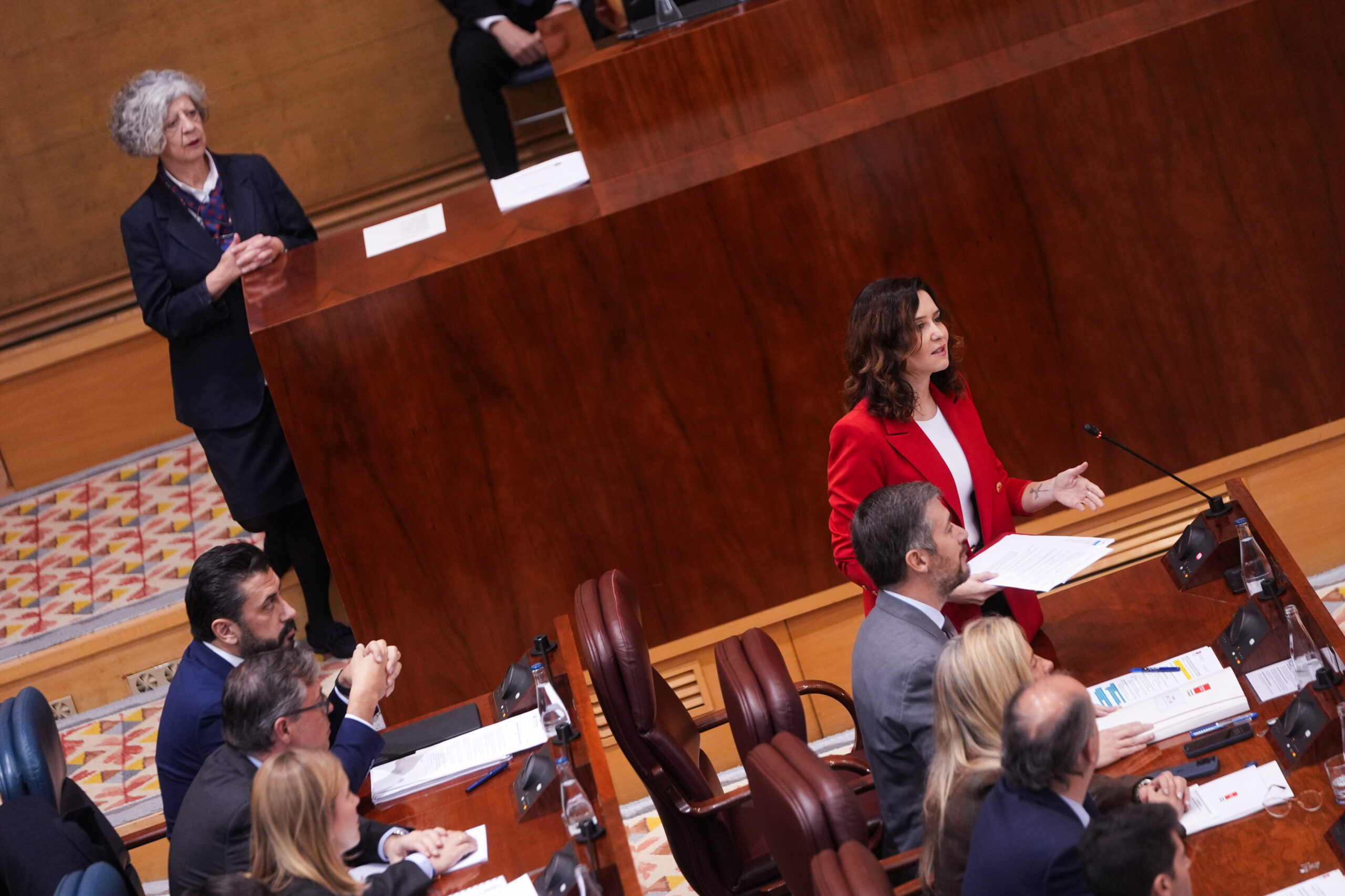 Ayuso critica a Sánchez en la Asamblea: “Sin Franco, Pedro Sánchez no es nada ni nadie”