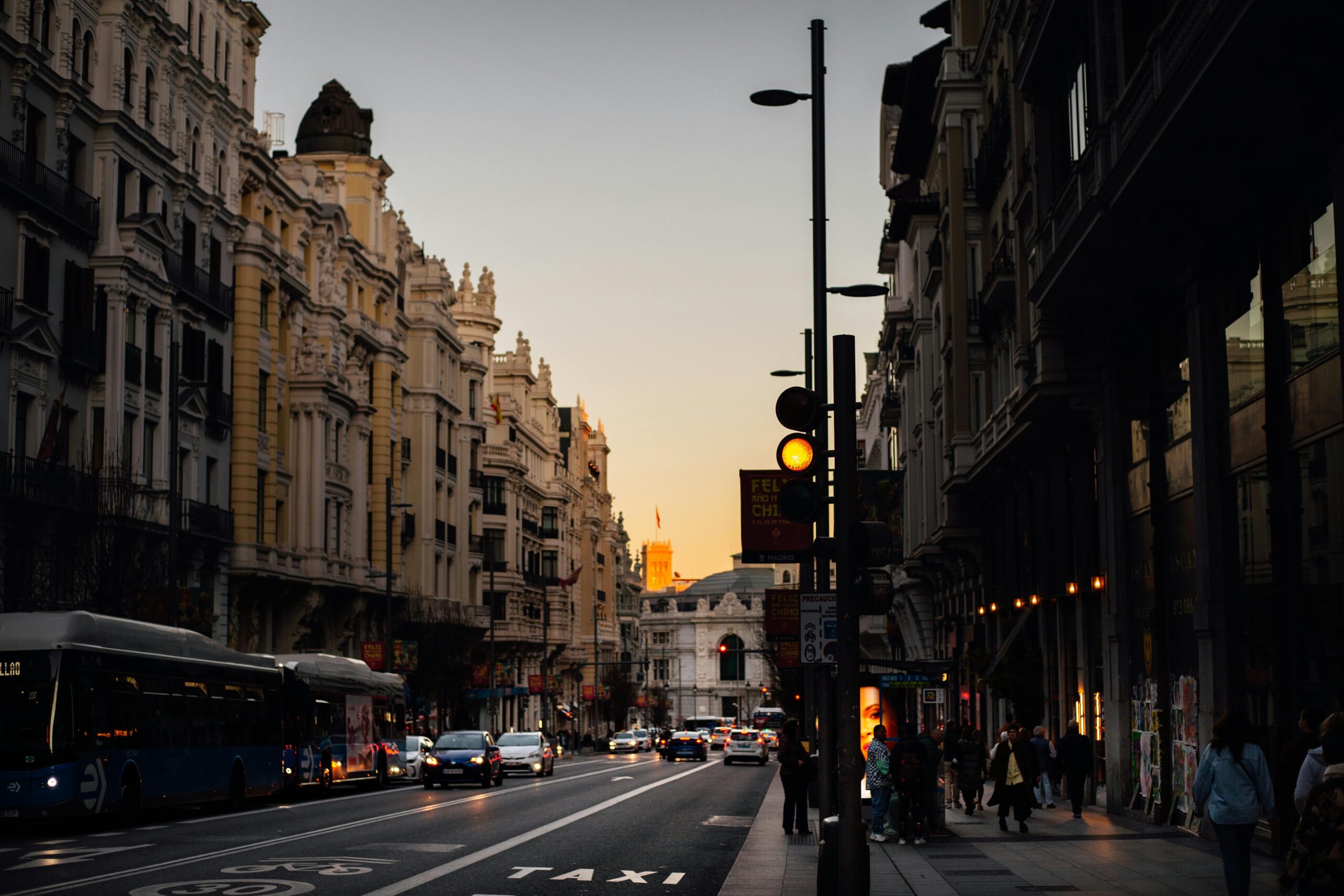 Miércoles con temperaturas suaves y lluvias aisladas en Madrid