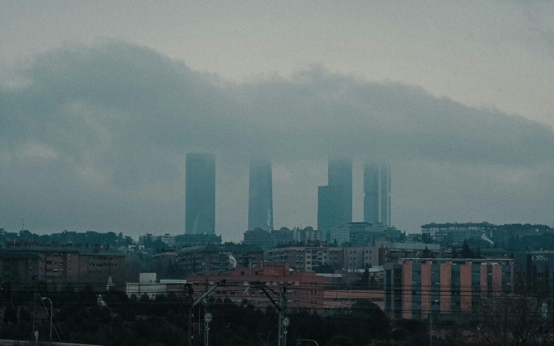 Nieblas matinales y máximas de 16 grados este martes en Madrid