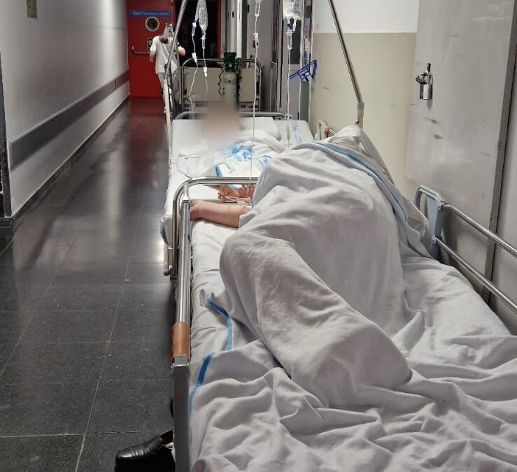 La sanidad madrileña en alerta por déficit de médicos y saturación de urgencias en plena temporada de gripe