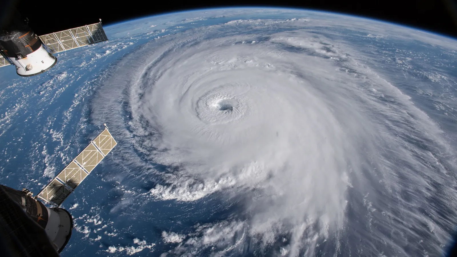 NationalGeographic_El calentamiento global aumenta la intensidad de los huracanes, según científicos