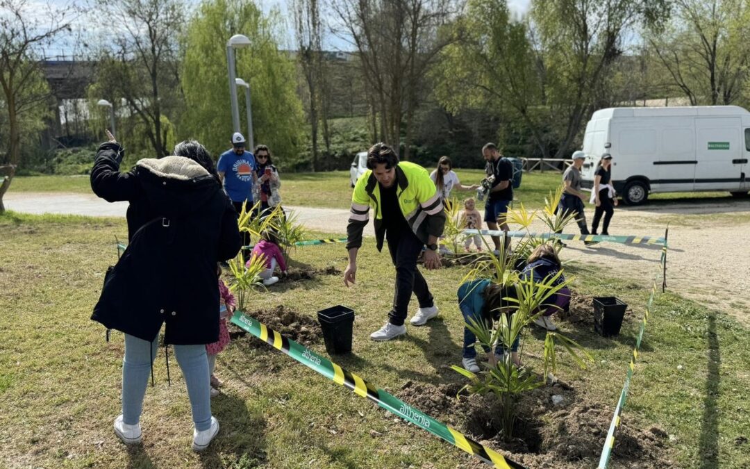 Leganés planta 700 nuevos árboles y organiza una jornada popular para fomentar la sostenibilidad