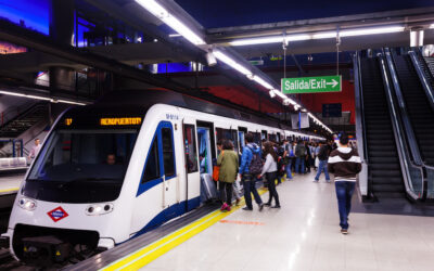 Metro y autobuses de Madrid ya operan al 100%, Cercanías al 50%
