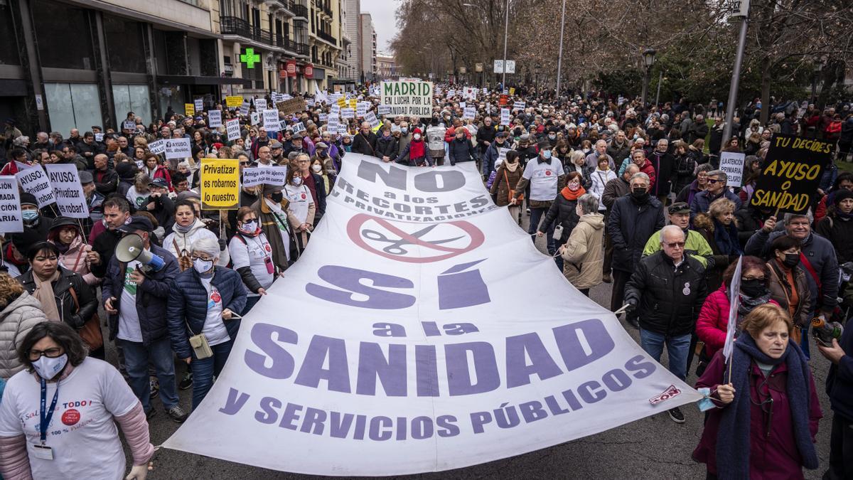 Eldiario_“La Sanidad no se vende”: Madrid estalla contra la privatización