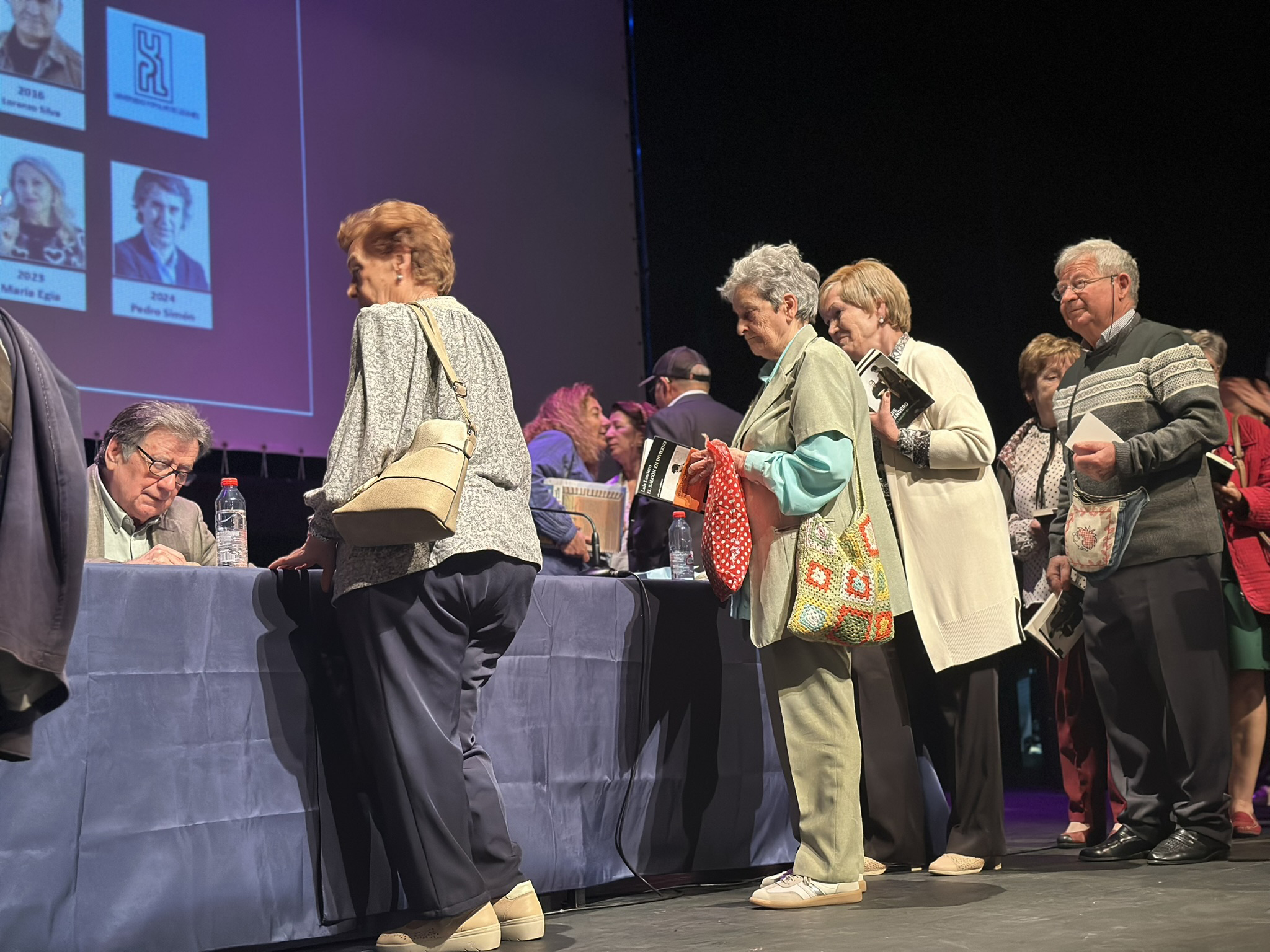 PrensadeLeganes_Luis Landero agita conciencias en Leganés con su visión crítica y literaria del pasado