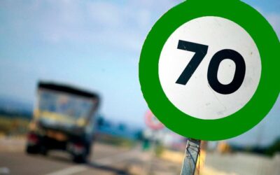 La DGT estudia incorporar una nueva señal de velocidad recomendada con borde verde