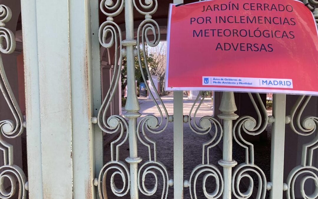 Almeida pide disculpas por el cierre de El Retiro en la apertura de la Feria del Libro