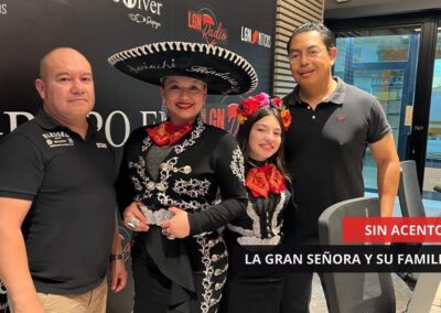 16/06/2025 – SIN ACENTO – LA GRAN SEÑORA Y SU FAMILIA