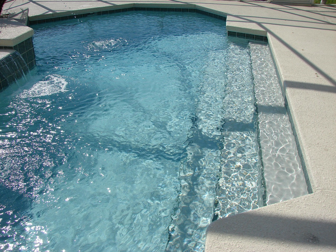 Pixabay_Hasta 300 piscinas en Madrid podrían no abrir este verano por falta de socorristas
