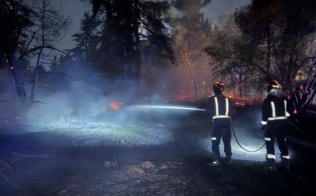 Incendio en Fuente Cisneros controlado sin heridos en Alcorcón