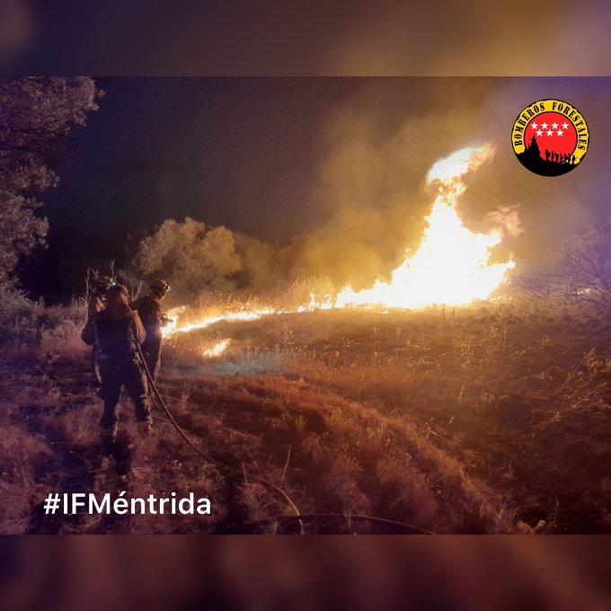 Incendio corta vías y cubre Madrid
