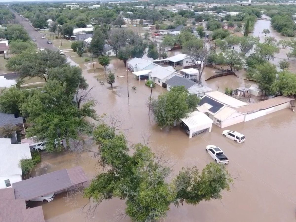 ElConfidencial_Suben a 82 los muertos por las inundaciones en Texas y continúan las labores de rescate