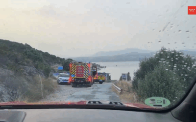 19 personas rescatadas tras volcar kayaks en el embalse del Atazar