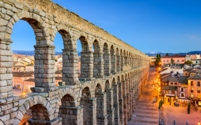 El Ayuntamiento de Segovia denuncia a un ciudadano por arrancar una piedra del Acueducto