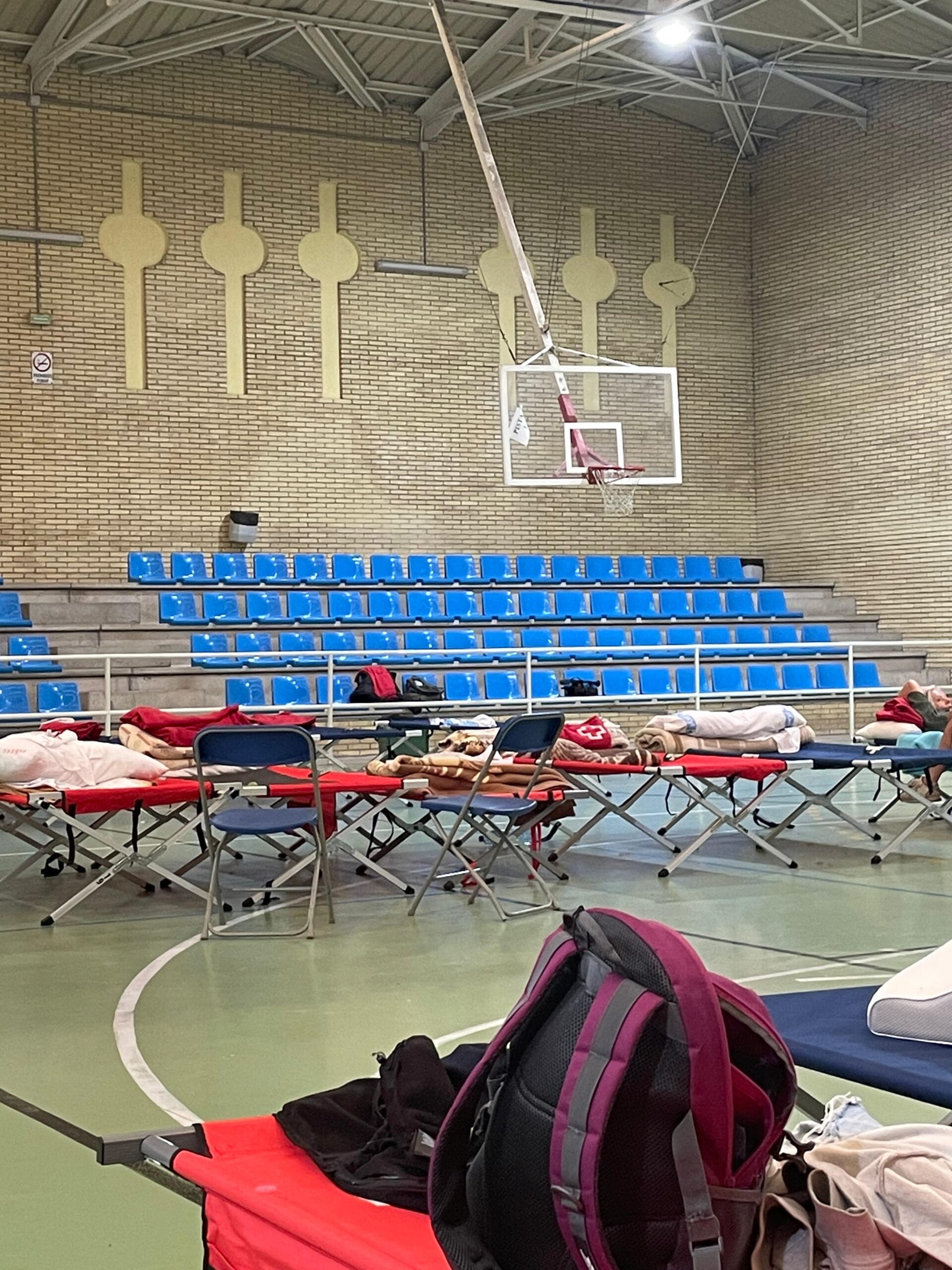 AroaGarcía_La población del Valle de Fornela recibe buenas noticias tras el desalojo del lunes AroaGarcía_La población del Valle de Fornela recibe buenas noticias tras el desalojo del lunes