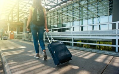 Europa empieza a permitir líquidos de hasta 2 litros en equipaje de mano