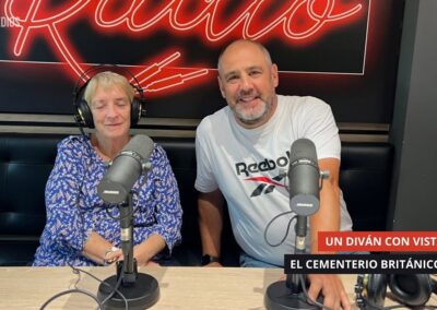 25/09/2025 – UN DIVÁN CON VISTAS – EL CEMENTARIO BRITÁNICO