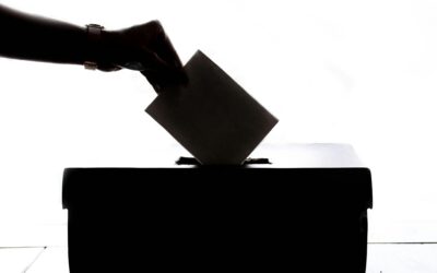 PP y Vox podrían alcanzar mayoría absoluta según sondeos recientes