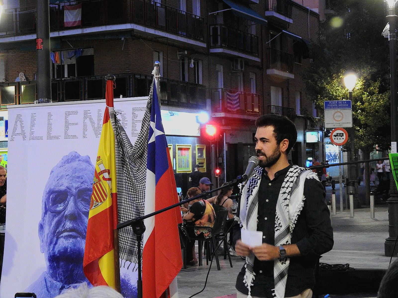 PSOELeganés_Más de 200 personas asisten al homenaje a Salvador Allende en Leganés