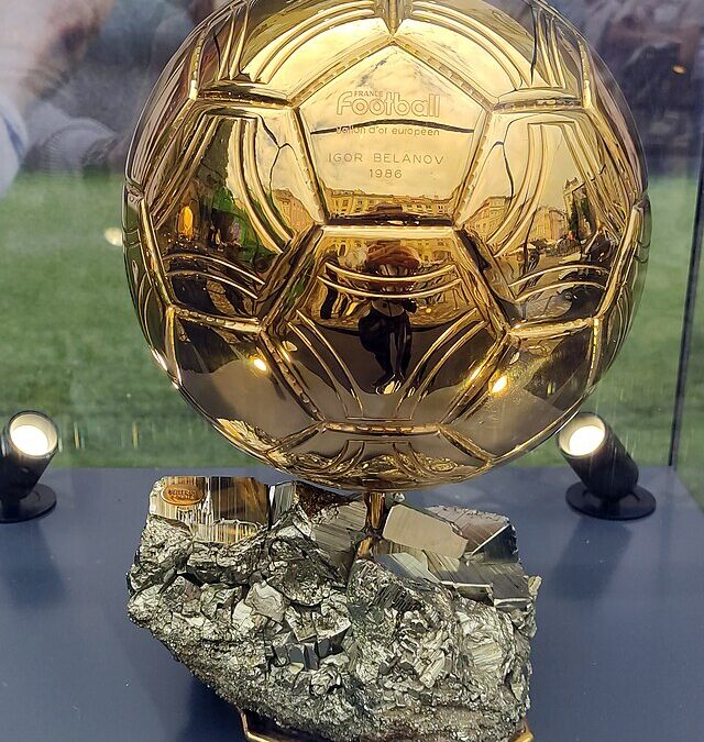 Dembélé y Lamine Yamal, cara a cara por el Balón de Oro 2025