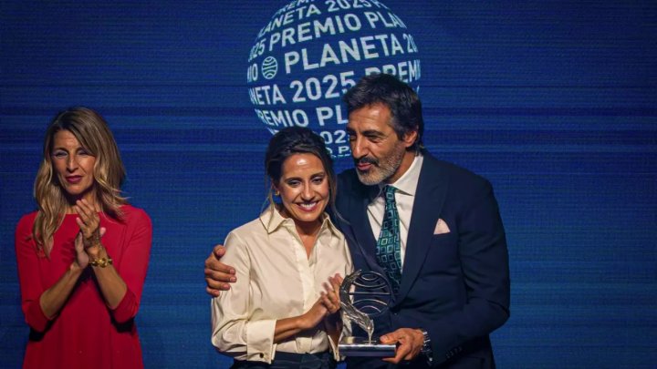 Juan del Val gana el Premio Planeta 2025 con ‘Vera, una historia de amor’