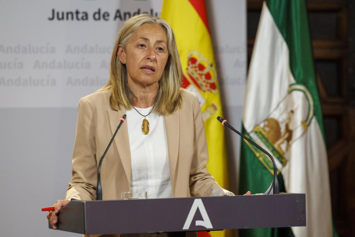 El HuffPost_Dimite la consejera andaluza de Salud por el fallo en los cribados de cáncer de mama