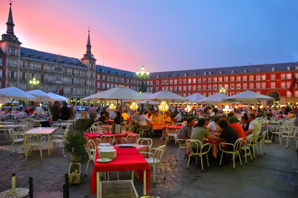 Estabilidad en el tiempo para Madrid este viernes con temperaturas de hasta 29ºC