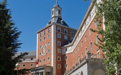 La Complutense mantendrá hasta 2028 un recorte del 35% para reducir su déficit financiero