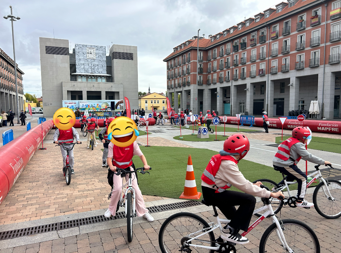 PrensaLeganés_Más de 1.000 escolares de Leganés aprenden seguridad vial y doméstica en la Caravana Planeta ODS