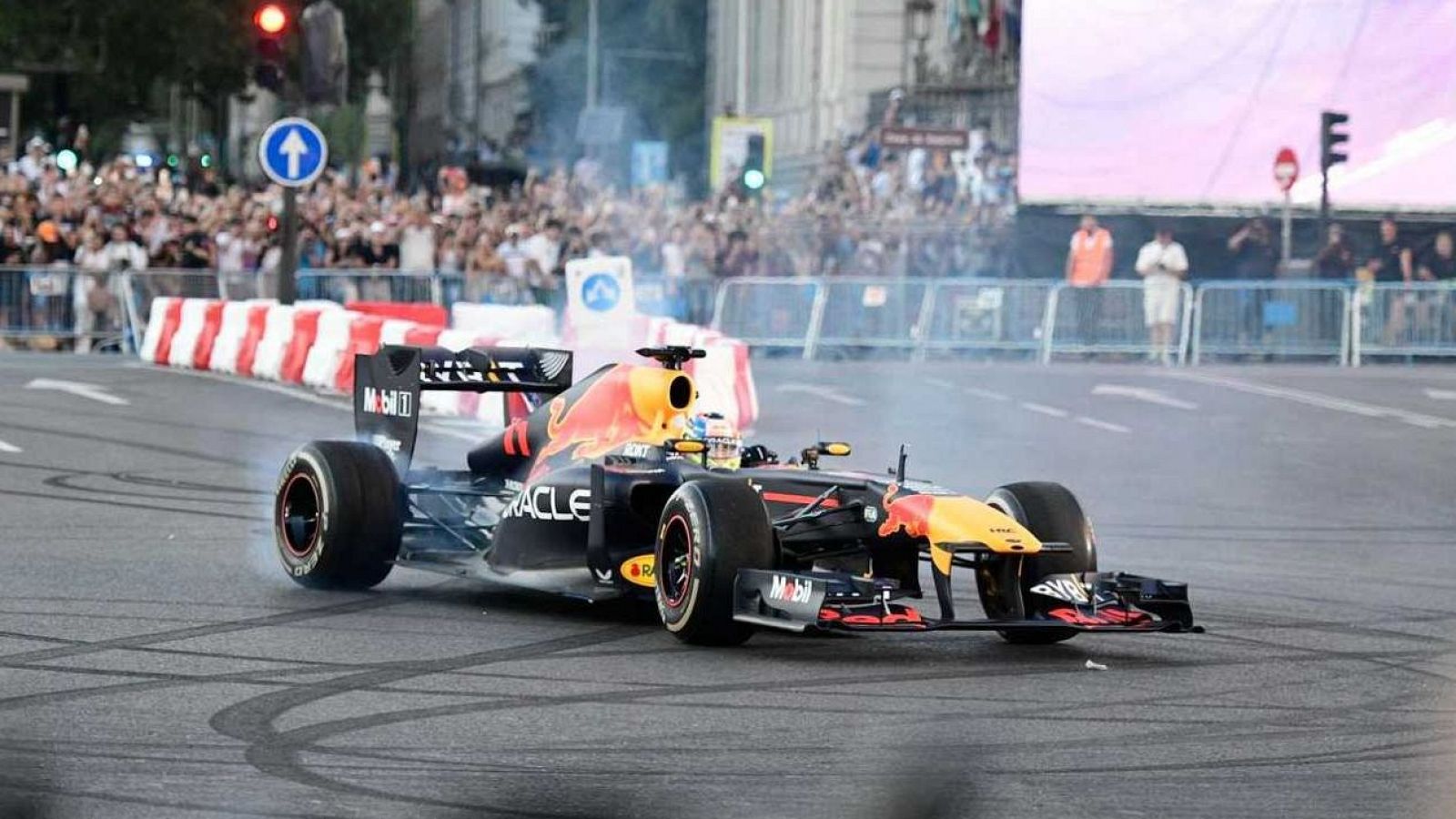 Ayuso destaca el avance del circuito de Fórmula 1 en Madrid