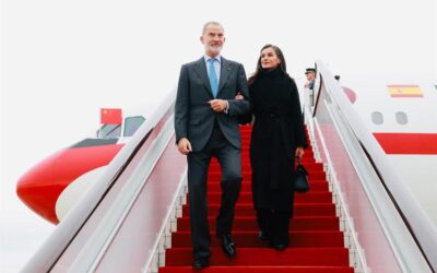 Los Reyes inician su primera visita de Estado a China con foco en economía y comercio
