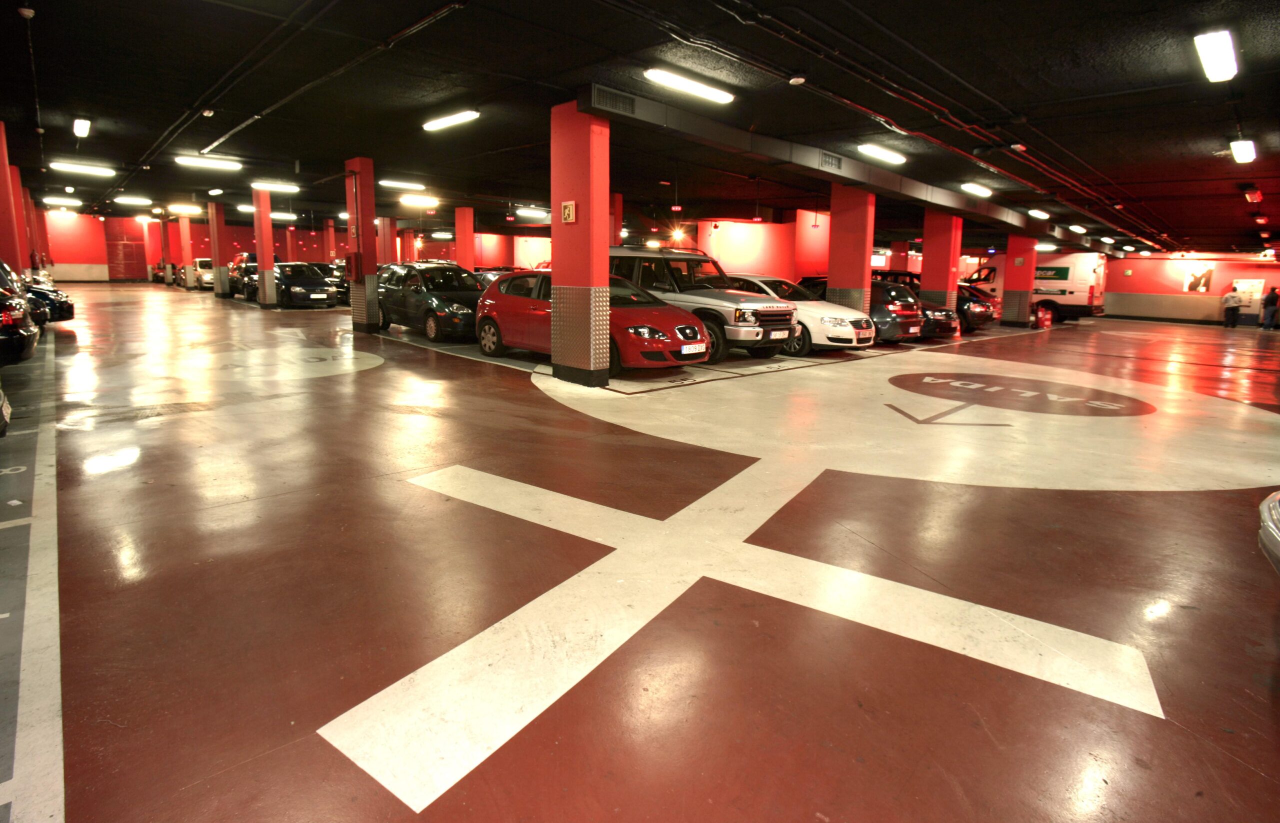 Madrid aplicará un 15% de descuento en tres aparcamientos a vehículos con alta ocupación desde el 1 de diciembre Madrid aplicará un 15% de descuento en tres aparcamientos a vehículos con alta ocupación desde el 1 de diciembre