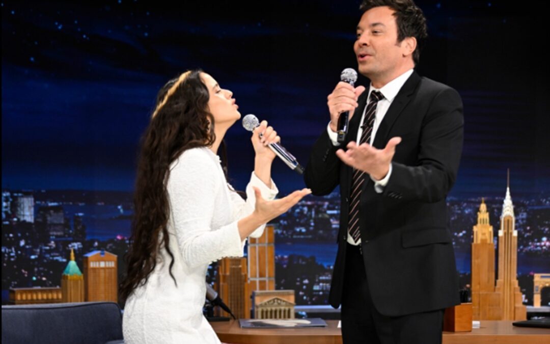 Rosalía deslumbra en ‘The Tonight Show’ y conquista a Jimmy Fallon