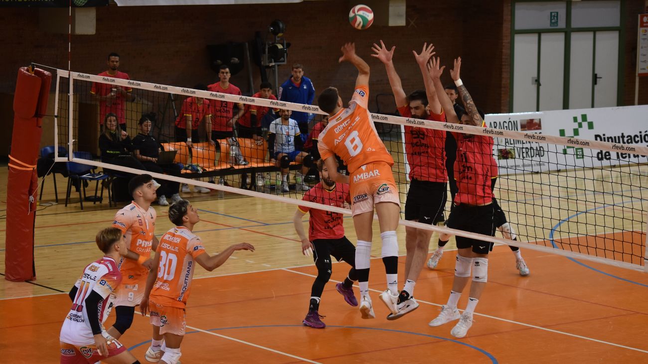 RFEVB_Pamesa Teruel supera a UC3M Leganés y domina la jornada del voleibol madrileño