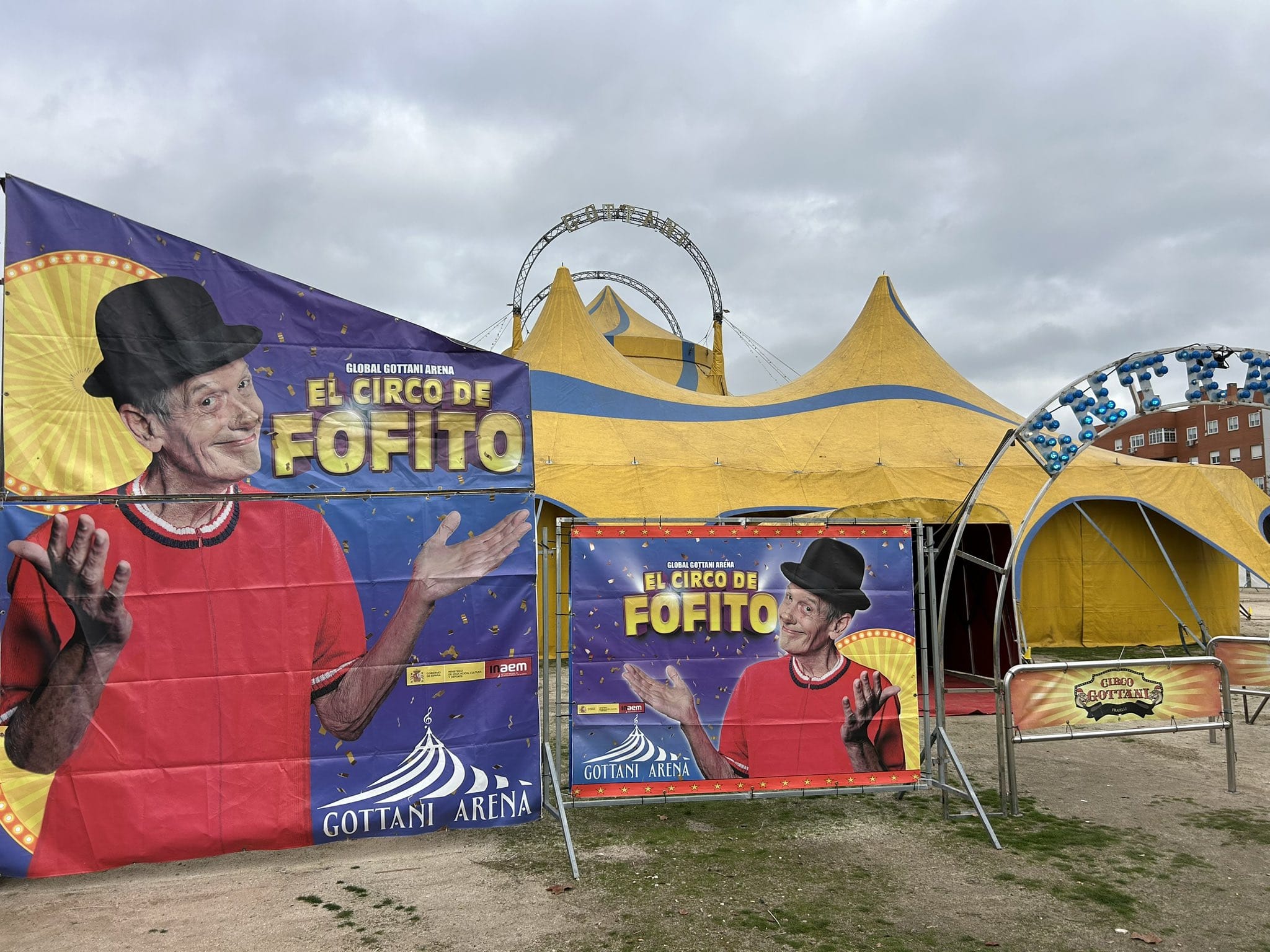 Sonrisas que ayudan.