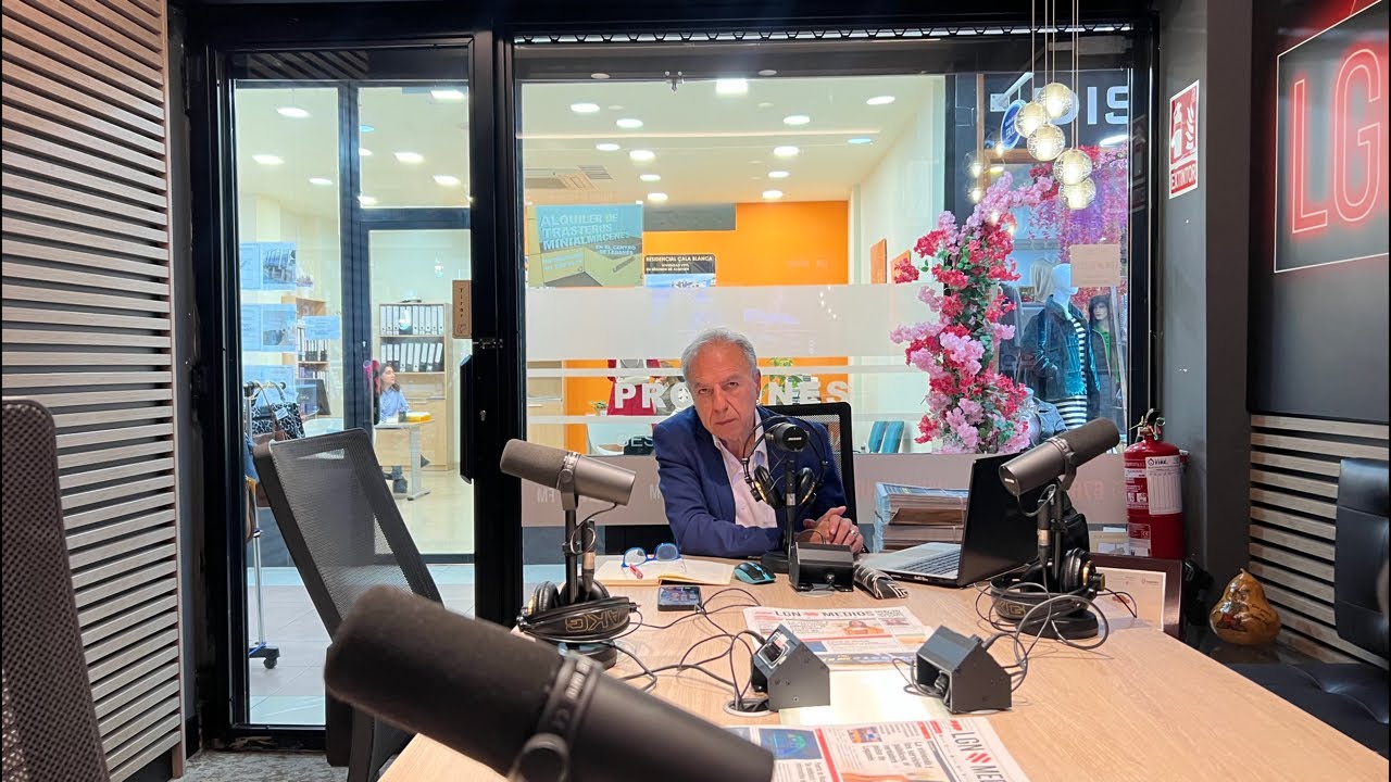 30/10/2025 - MITOMANÍA - CON MUXO ARTE, MARÍA JOSÉ BERMÚDEZ