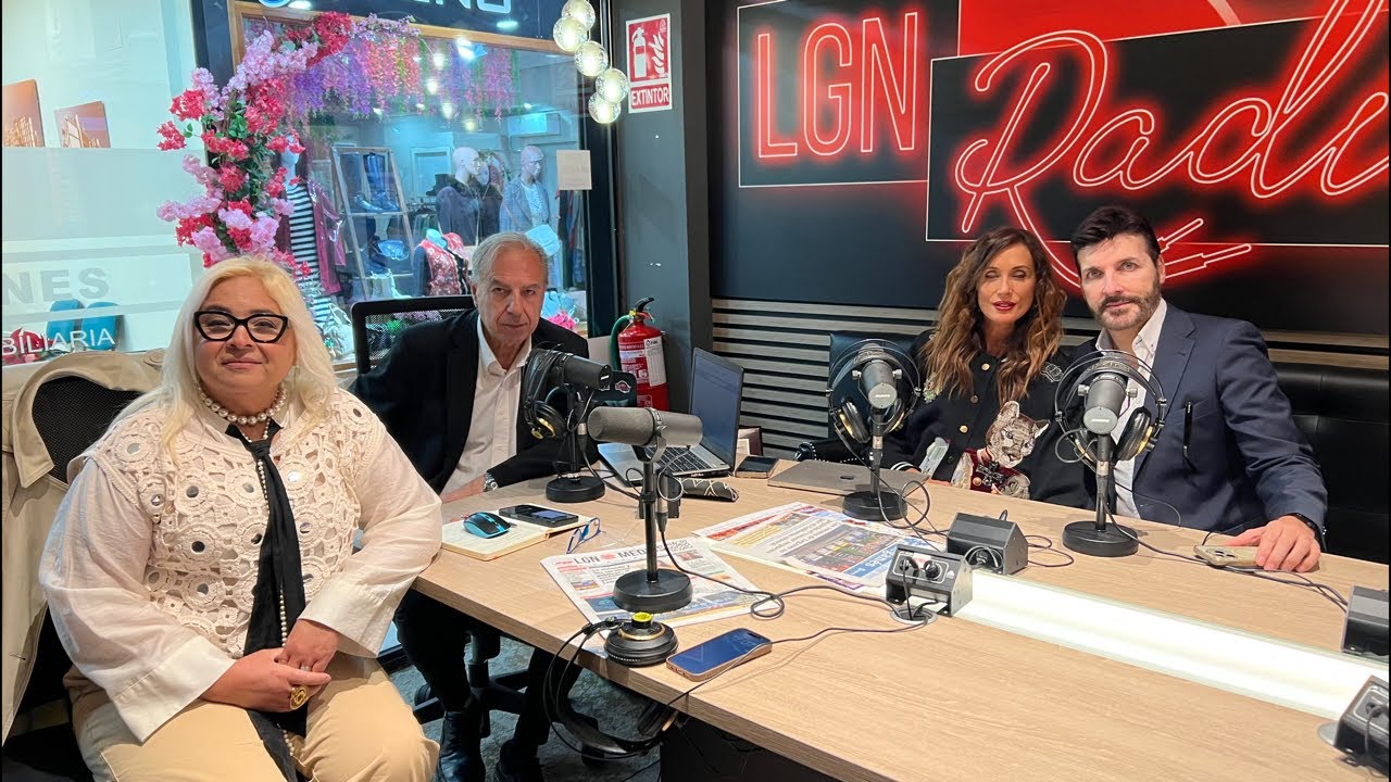 12/11/2025 - MITOMANÍA - CÓCTEL CON SARA REQUES