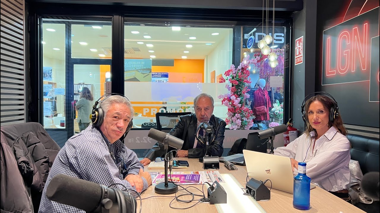 19/11/2025 - MITOMANÍA - CÓCTEL CON SARA ROQUES