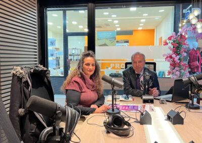 19/11/2025 – MITOMANÍA – ANA SERRANO, ESCRITORA