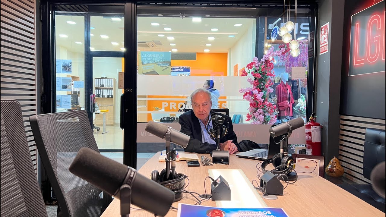 20/11/2025 - MITOMANÍA - MARÍA MUÑOZ