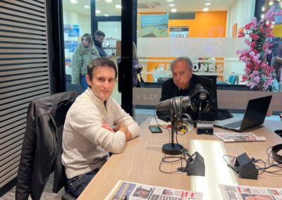 25/11/2025 – MITOMANÍA – ENTREVISTA A CARLOS GARCÍA