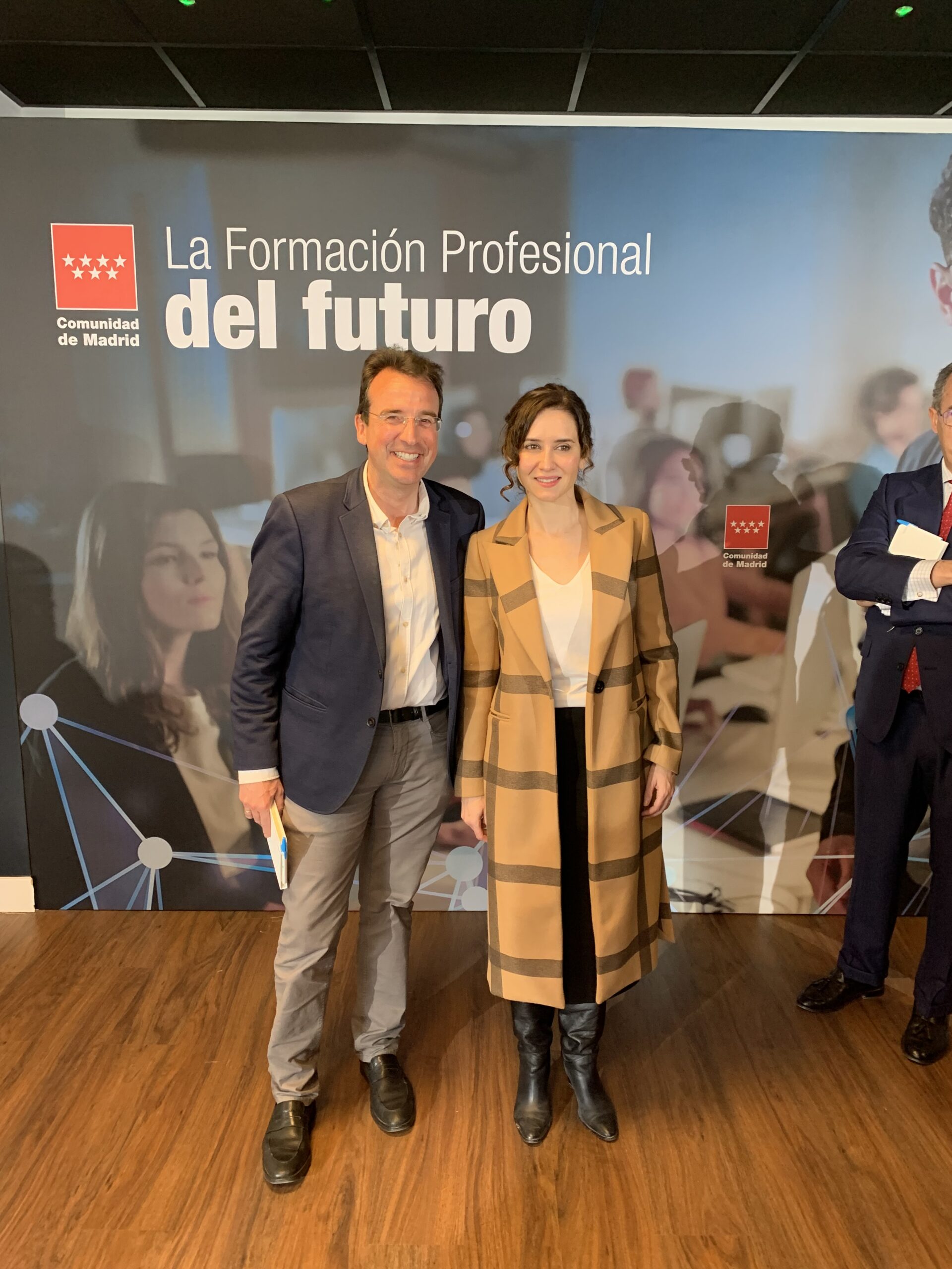 PrensaLeganes_El IES Luis Vives de Leganés es reconocido como Centro de Excelencia Europeo en hidrógeno verde