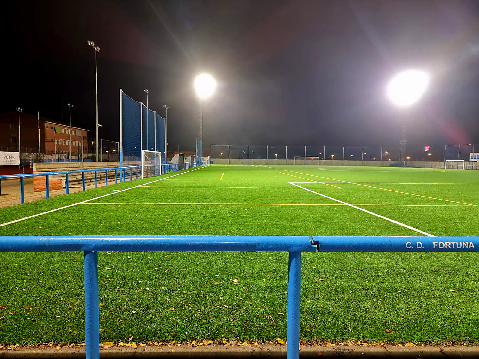 PrensaLeganés_Leganés moderniza el campo de fútbol de La Fortuna con nueva iluminación LED eficiente