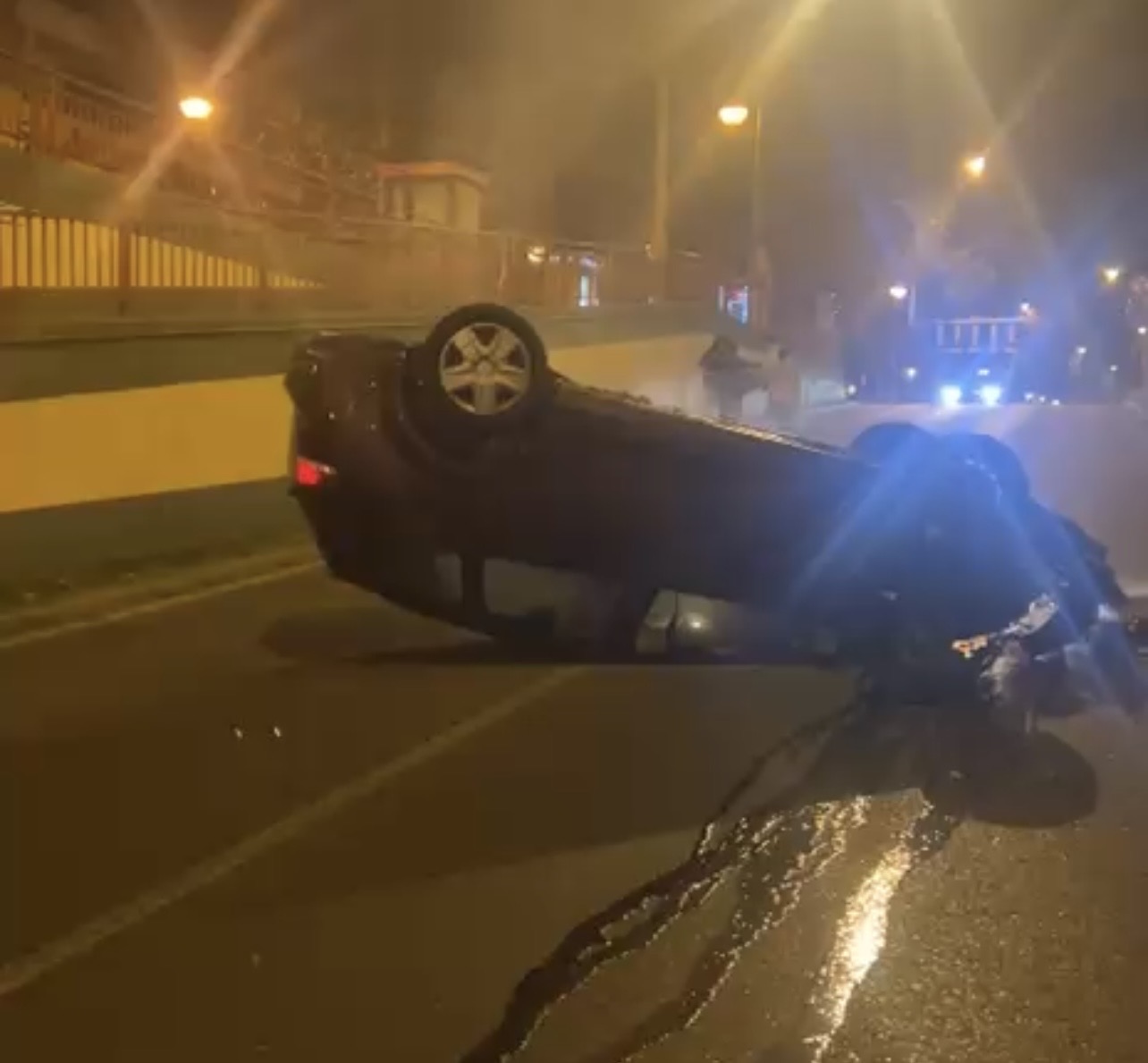 Lgnmedios:Un vehículo cae desde el Puente de San Nicasio en Leganés sin causar heridos