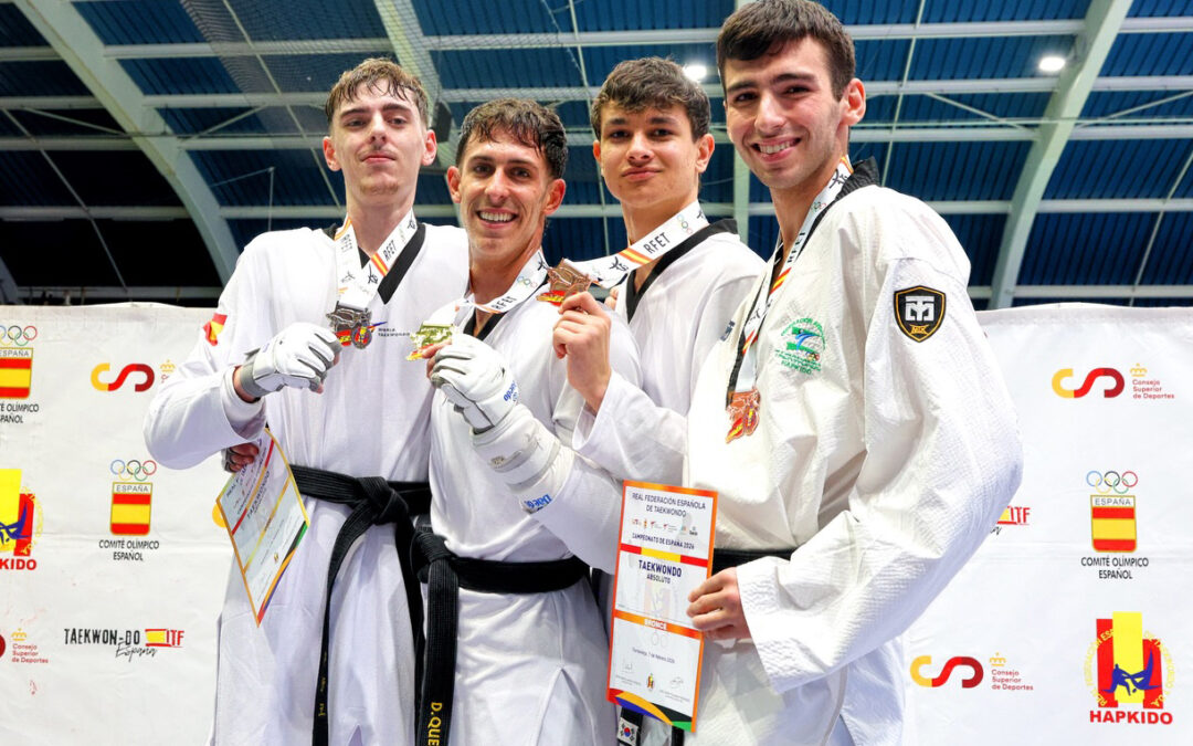 César Cedrún logra la plata en el Campeonato de España Senior de Taekwondo